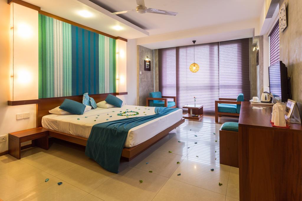 קנדי Hotel Topaz מראה חיצוני תמונה