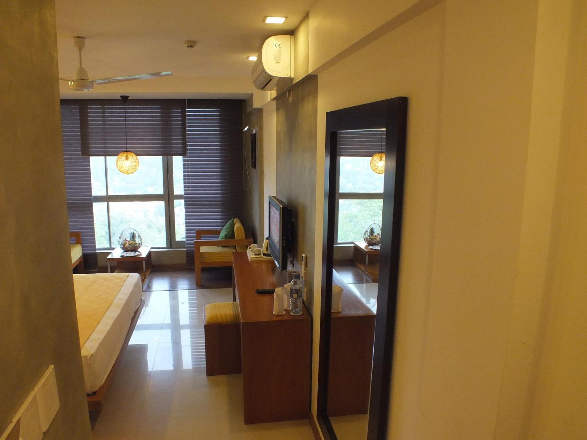 קנדי Hotel Topaz מראה חיצוני תמונה
