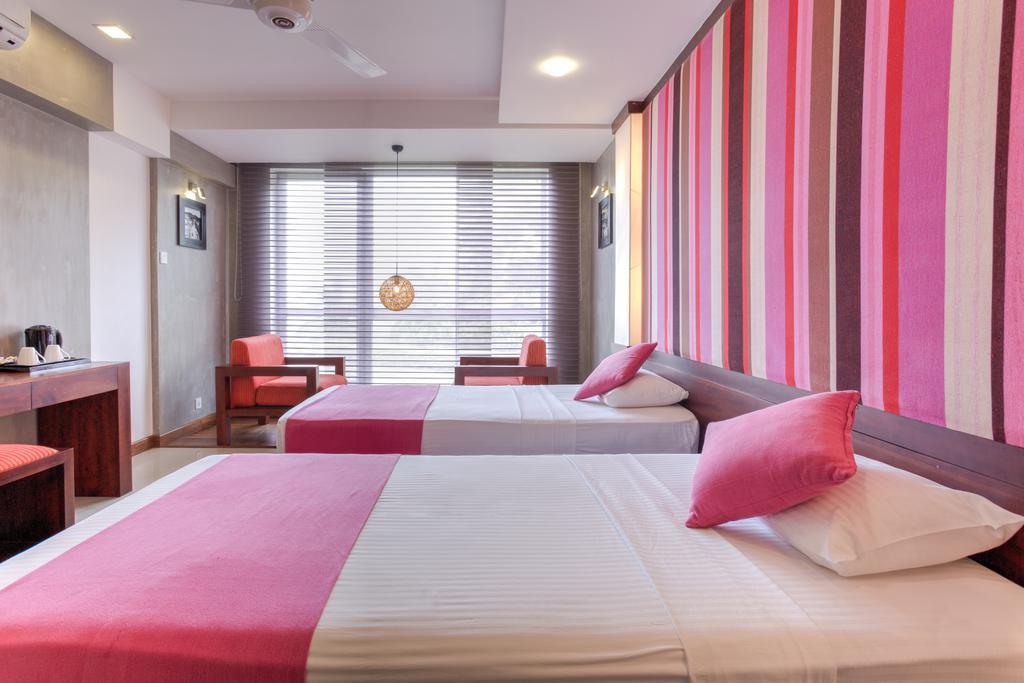 קנדי Hotel Topaz מראה חיצוני תמונה