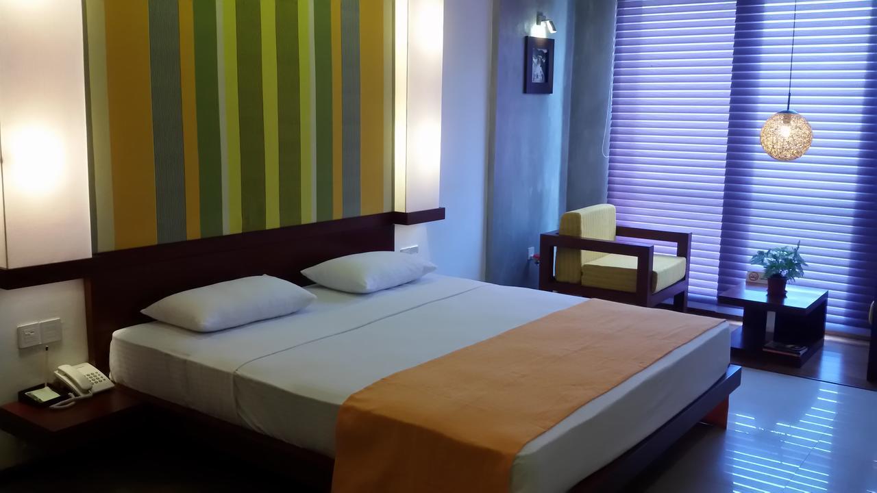 קנדי Hotel Topaz מראה חיצוני תמונה