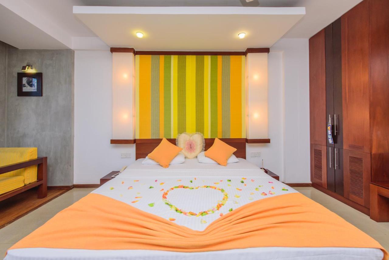 קנדי Hotel Topaz מראה חיצוני תמונה